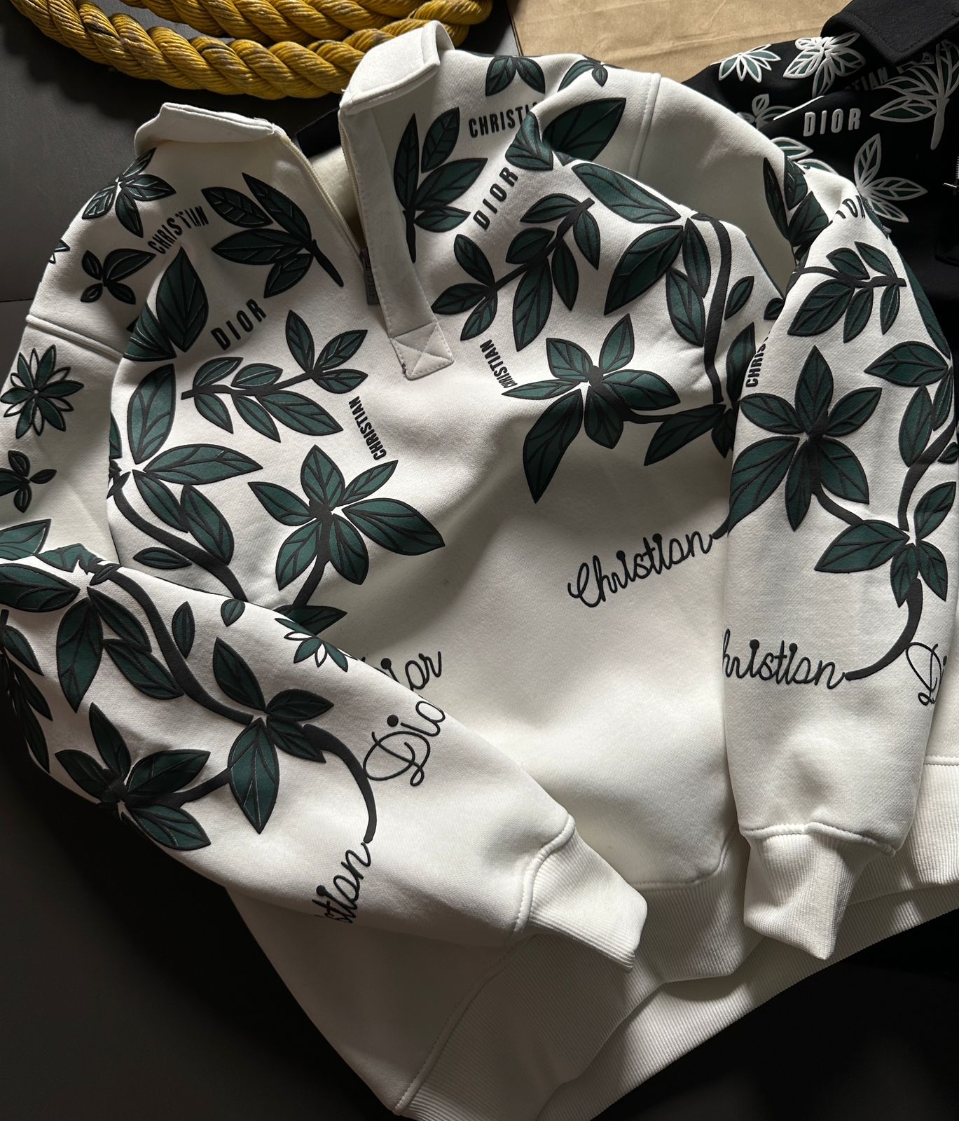 Thread Dori Men’s Classic Hoodies – Black & White [Leaf]